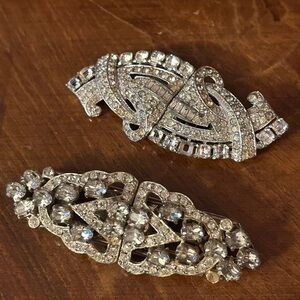 2 VINTAGE DUETTE FUR CLIPS!!!!! Pat Pending 1708867 w/ Earrings Pat Pending Pins
